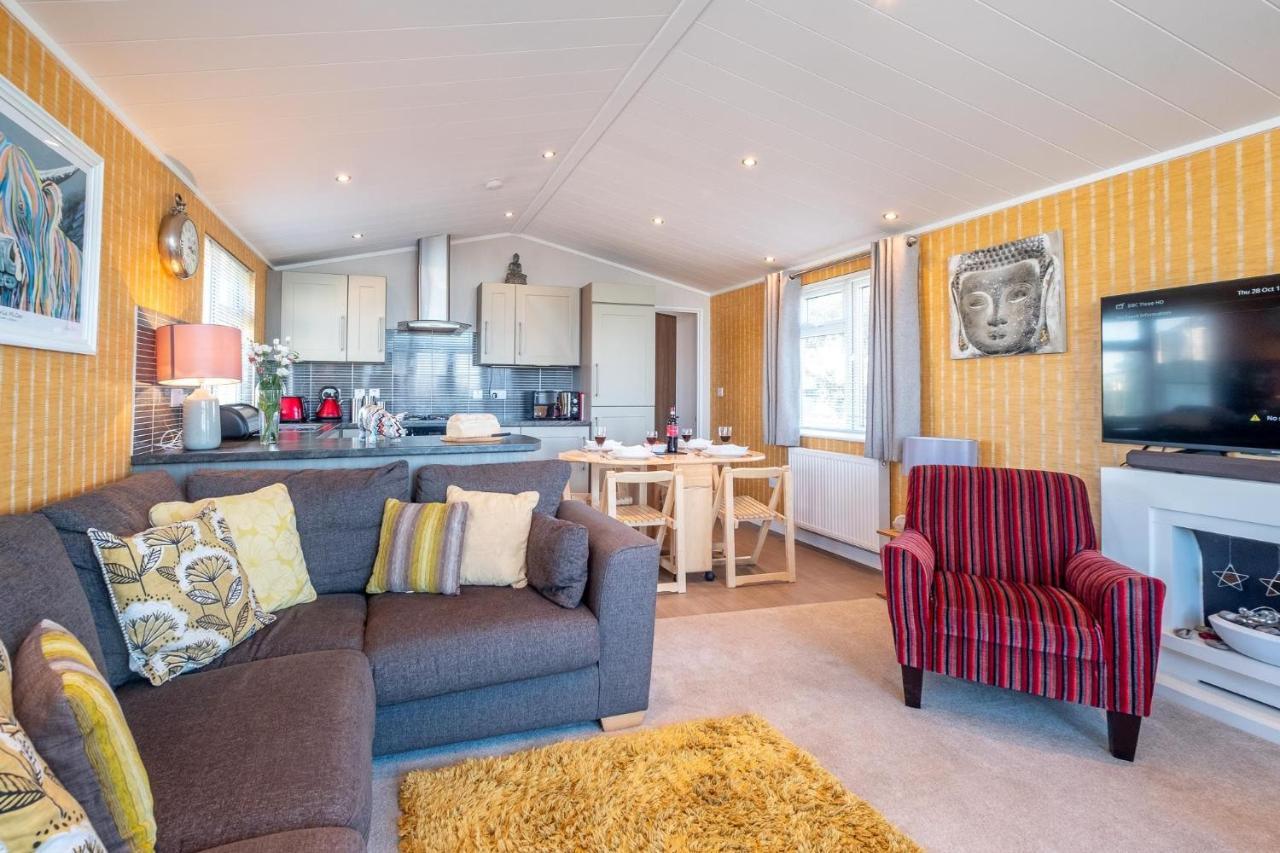 Chelsea Lodge - Aldeburgh Coastal Cottages Sizewell Екстериор снимка