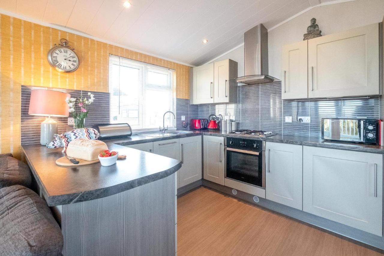 Chelsea Lodge - Aldeburgh Coastal Cottages Sizewell Екстериор снимка